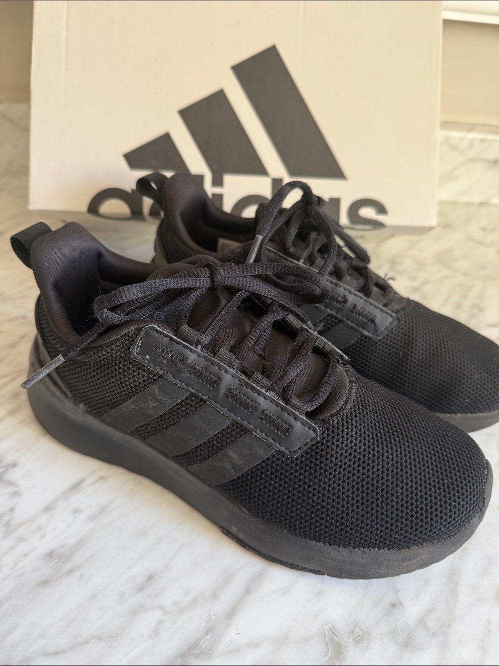 Adidas Cloudfoam Racer Sneaker Black size 3 boys youth